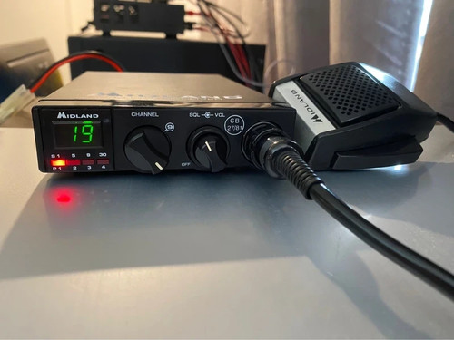 Midland 104 radio - cb, boxed