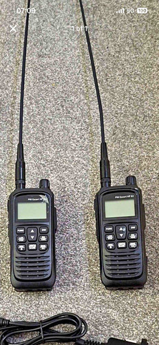 Radios handheld - cb,